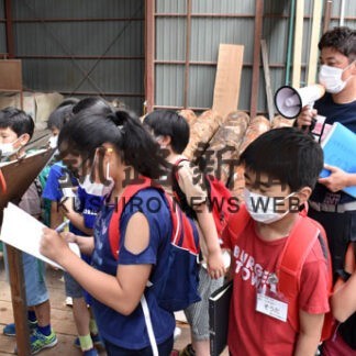 木の加工作業など学ぶ　少年少女発明ク、丸善木材で社会見学(2022-08-06)