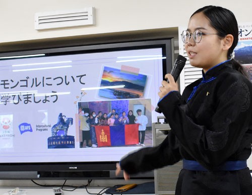 グローカル夏祭り、留学生が母国の魅力紹介(2022-08-29)