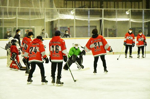 児童らGKの基本体得 厚生社教室がクリニック(2022-08-29)