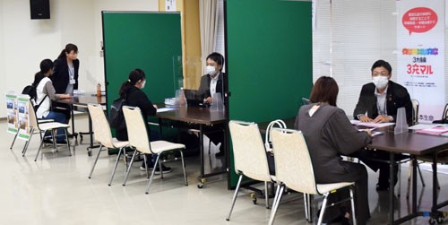 ひとり親の就労支援 釧路市が企業説明会(2022-08-31)