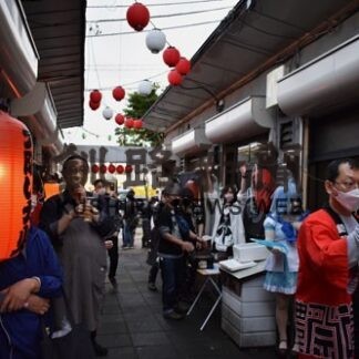 〝赤横〟に元気な笑い　３年ぶりに〝まつり〟開催(2022-09-25)