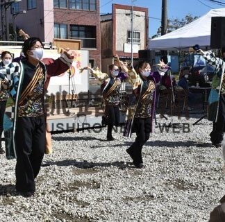 ステージ、グルメに笑顔　城山秋まつりにぎわう(2022-09-27)