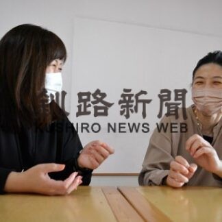 「三足のわらじ」で活躍　キャンドル作家さいとうみほさん(2022-09-27)