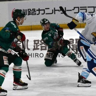 クレインズ 反撃及ばず　序盤から押し込まれ初戦黒星(2022-09-04)