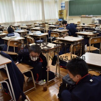 津波と地震、災害に備え　釧路江南高で防災安全訓練と講話(2022-09-10)