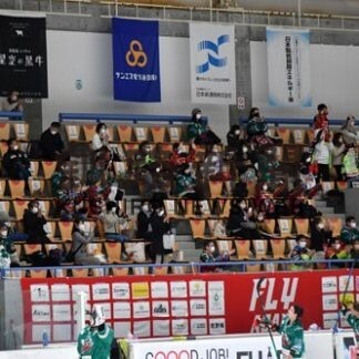 クレインズ開幕戦飾れず　ハルラに５―８(2022-09-04)