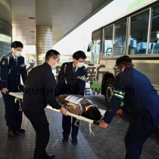 安全確保 課題を検証　道警釧本、運転免許試験場で避難訓練(2022-10-07)