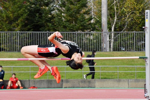 佐藤(鶴居中2年)全道3大会入賞 陸上・走り幅跳び_1(2022-10-24)