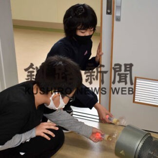 風力発電機に挑戦　釧高専が桜が丘小で出前授業(2022-10-04)