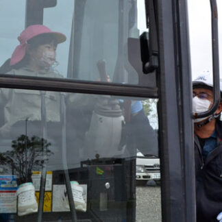 建設機械かっこいい　園児が試乗体験(2022-10-07)