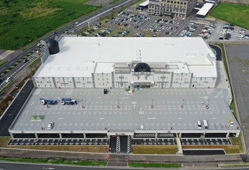 茨城に「コーチャンフォーつくば店」オープン 全国最大級の複合施設(2022-10-21)