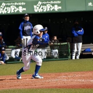 昭和ブルーホークスＶ　少年野球、荻原がサヨナラスクイズ_1(2022-11-01)