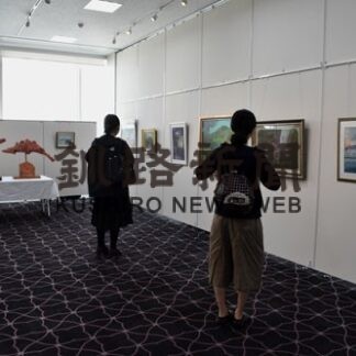 入賞彫塑作品など１８点　「ノワール」美術展(2022-11-24)