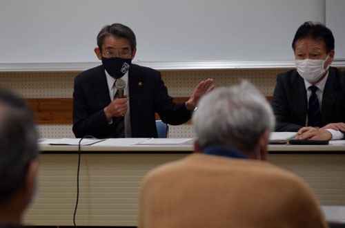 蝦名市長「方針理解を」 釧路市支所廃止、住民説明会に出席(2022-11-11)