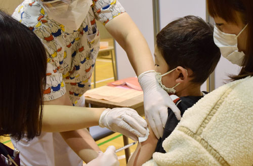 乳幼児ワクチン接種開始(2022-11-12)