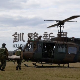 連携態勢　避難経路を確認　関係者３００人、防災総合訓練(2022-11-02)