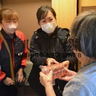 女性の就労促進に　職場体験でヤクルトレディ　(2022-11-09)