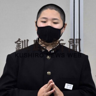 英語暗唱、表現豊かに　根室で中学校大会(2022-12-27)