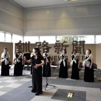 優しい歌声 館内に響く　ロビーコンサート(2022-12-07)