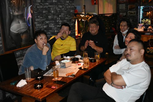 W杯サッカー、釧路でも深夜の応援(2022-12-07)