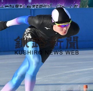 引地（駒大苫小牧―別海中央）１万㍍２位　スピード全道高校(2022-12-18)