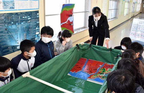 津波の仕組み 分かったよ！　 音別小で防災出前授業(2022-12-22)