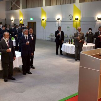 躍進に向け乾杯　新年交礼会で決意新た(2023-01-10)