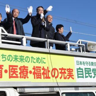 各政党　成人式会場で政治への参画訴え(2023-01-09)