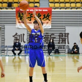 釧鳥西（男子）健闘３位　中学バスケ新人北大会(2023-01-10)