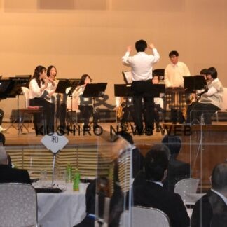 町の発展と飛躍誓う　浜中町、３年ぶり新年交礼会(2023-02-02)