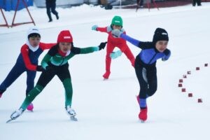 釧根勢 ４種目制す　小中学生が滑走　スピードくしろファイナル(2023-02-28)