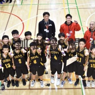 富原４年ぶり制覇　女子鶴野は１７年ぶり　釧新杯バスケＵ１２(2023-02-14)