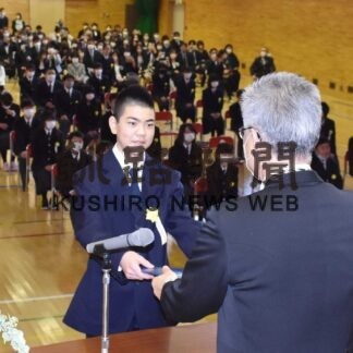 希望胸に学びやに別れ、釧路市内小学校卒業式(2023-03-18)