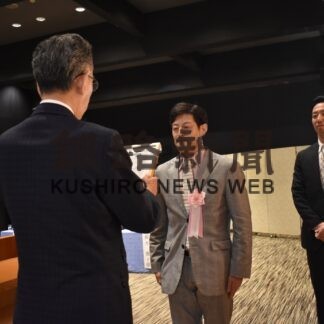 活動助成金を贈呈　釧根郷土芸能振興基金(2023-03-22)