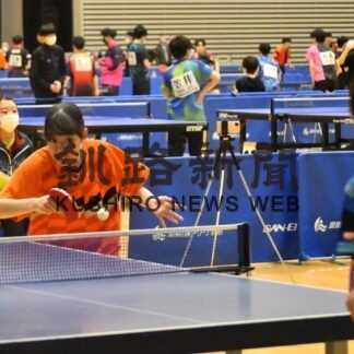 浅野 男子単３連覇　卓球、ダブルスも制し２冠(2023-03-05)