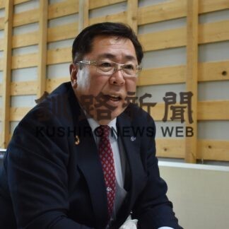 羅臼町長選３選、湊屋氏に聞く　持続可能な漁業を(2023-04-19)