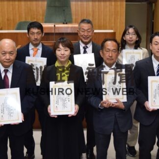 ２０２３統一地方選　市議、町村議選振り返る②　会派構成　新人５人の動向に注目(2023-04-26)