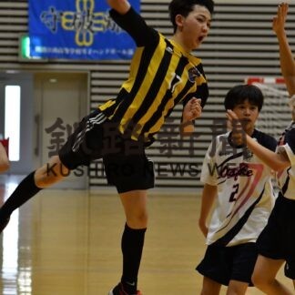 メーヴェン釧路、釧北陽頂点に　ハンドボール道ユース大会(2023-04-04)