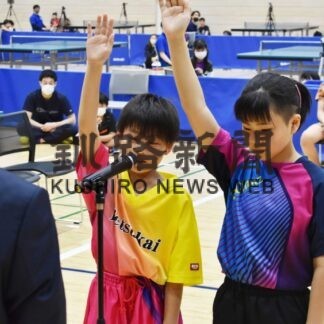 児童ら３５０人熱戦展開　中標津で卓球全道大会(2023-05-21)