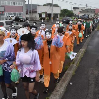 ダンスや仮装披露　中標津、別海高で学校祭_1(2023-07-19)