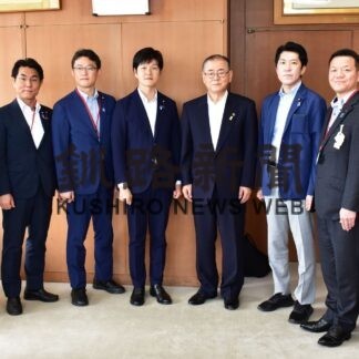 北方領土視察 根室高生と意見交換　自民運動本部青年局【根室】(2023-07-21)