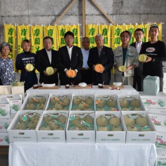 摩周メロン出来上々　初出荷祝い豊穣祭【弟子屈】(2023-07-27)