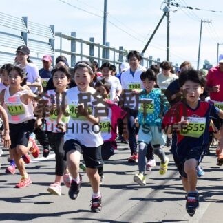 あす「シーサイドマラソン」　四島臨み健脚競う【根室】(2023-08-19)