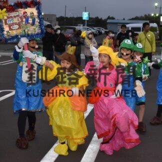 仮装で踊りの輪　仮装盆踊り大会【別海】(2023-08-18)