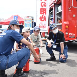 子供たちが消火体験　振興局が釧路町で防災イベント【釧路町】(2023-08-03)