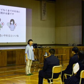 互いの同意ない性行為は犯罪　釧路東高で講座【釧路町】(2023-08-06)
