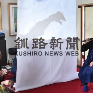 詩の朗読と映像コラボ　潮音寺で幻想的空間演出【釧路市】(2023-08-28)