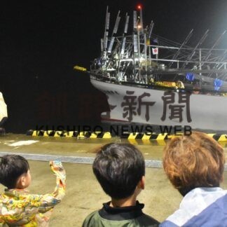 道東サンマ棒受け解禁　根室、厚岸から小型船４隻出漁(2023-08-11)