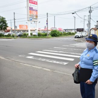 釧路署が死亡交通事故の現場診断　防止へ向け意見交わす【釧路市】(2023-08-04)
