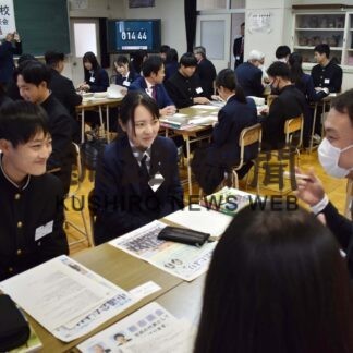 北陽高生と市議、選挙やまちづくりで意見交換【釧路市】(2023-10-13)